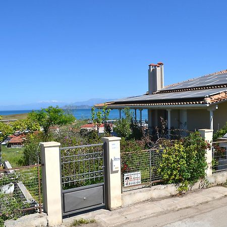 Corinthian Sun - Vacation Home Exterior photo